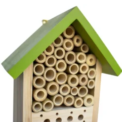 Wildbienenhotel